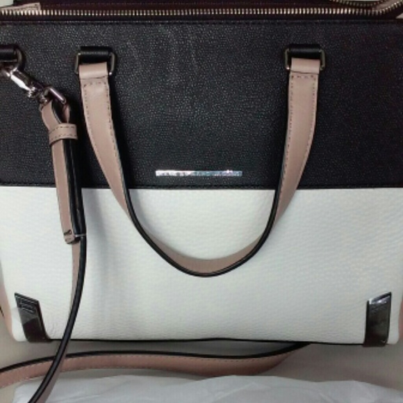 Marc by Marc Jacobs Handbags - Marc by marc Jacobs purse