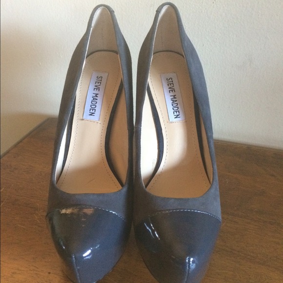 Steve Madden gray pumps size 7 (fits like 61/2)