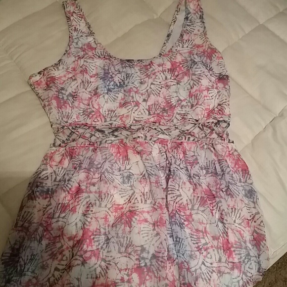 Dress with open stomach slit, never worn - Picture 1 of 1