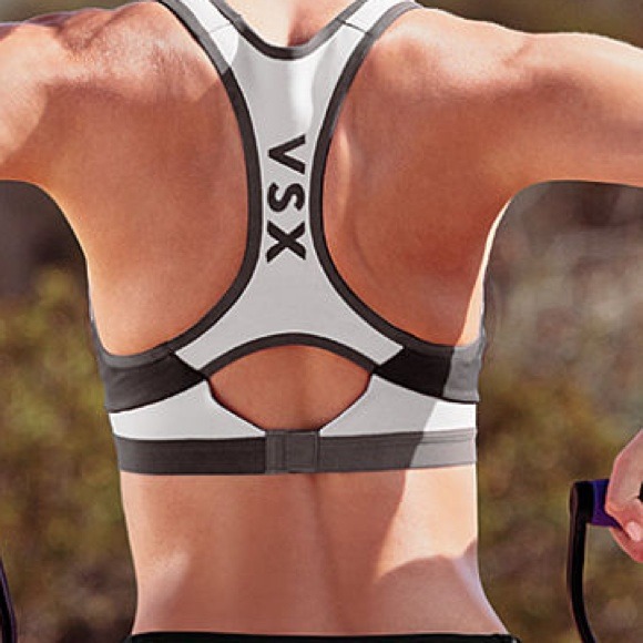 Victoria's Secret Incredible Sport Bra BRAND NEW