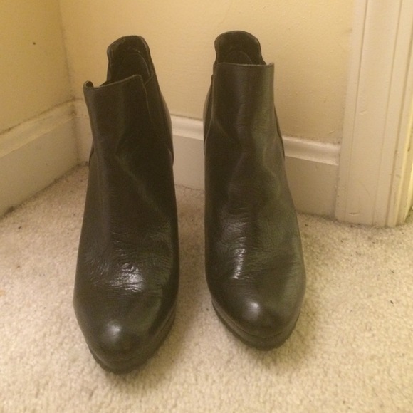 Jessica Simpson booties - Picture 1 of 4