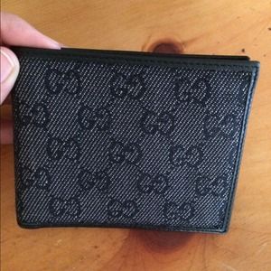 100% Authentic Gucci denim and leather wallet