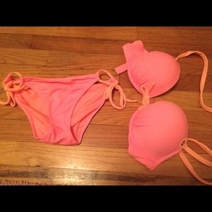 VICTORIA SECRET BIKINI SET NWOT