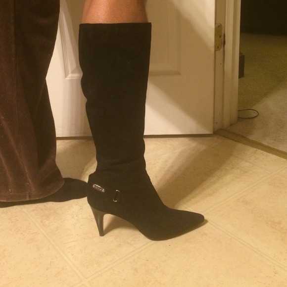 Boots - Picture 1 of 4