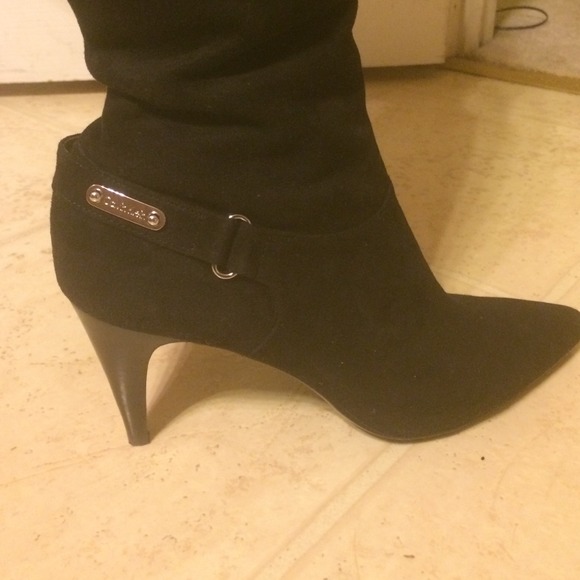 Boots - Picture 2 of 4