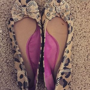 Gianni Bini flats