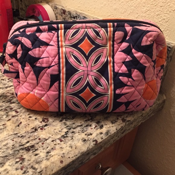 Vera Bradley Large Make Up bag