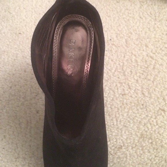 Ankle booties - Picture 2 of 4