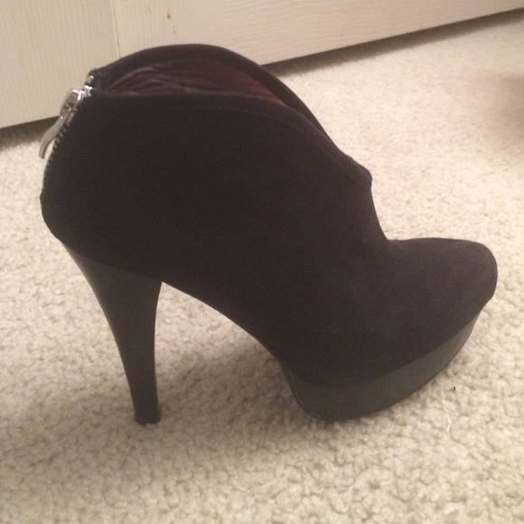 Ankle booties - Picture 4 of 4