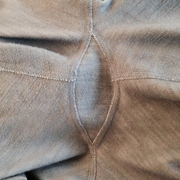 Lululemon Yin to You Crops - Picture 3 of 4