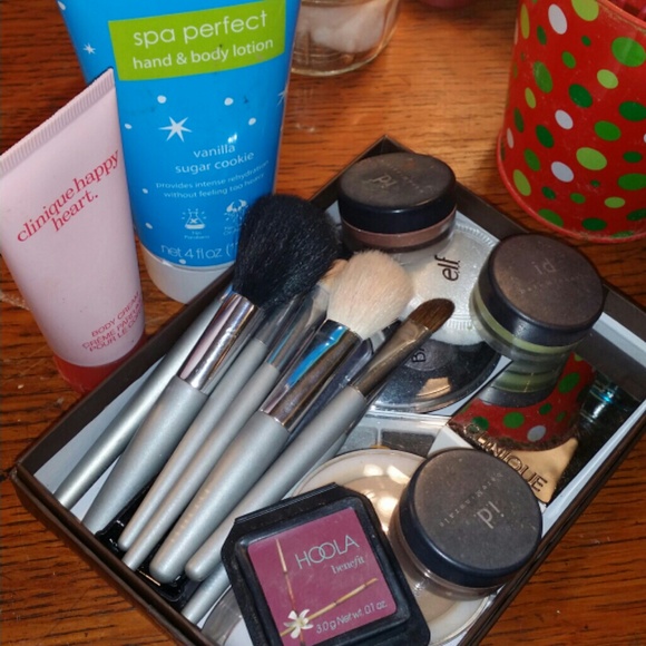 Everything pictured!!