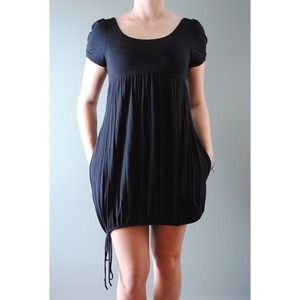 Black bubble dress with pockets!