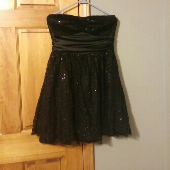 Black sequined dress
