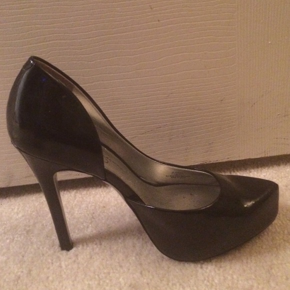 Pumps - Picture 3 of 3