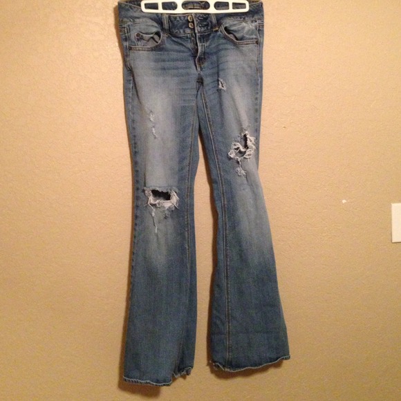 American Eagle Distressed Denim