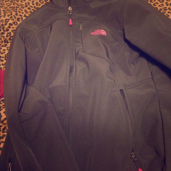 Northface - Picture 1 of 3