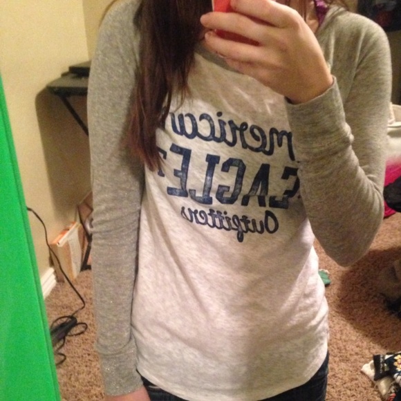 American Eagle shirt XS