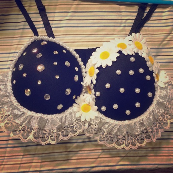 EDC RAVE BRA