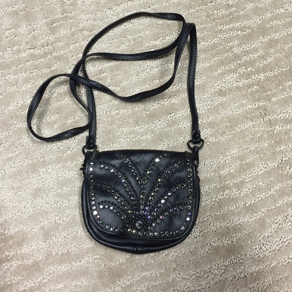 KIPPY'S black leather purse