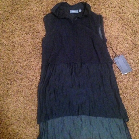 Vera wang tank top