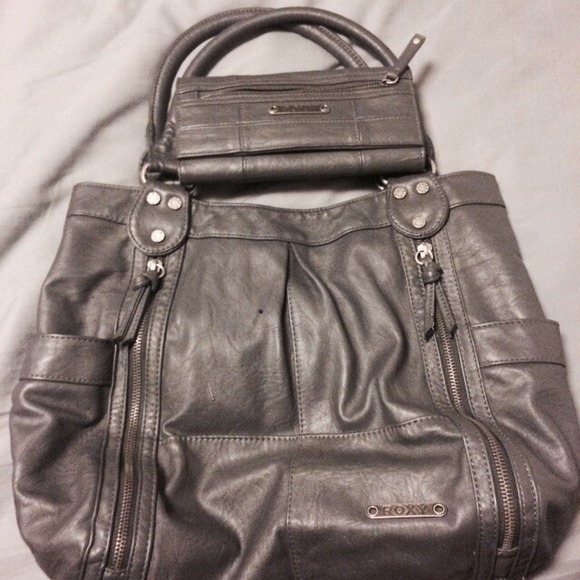 Roxy purse and wallet❤️💋