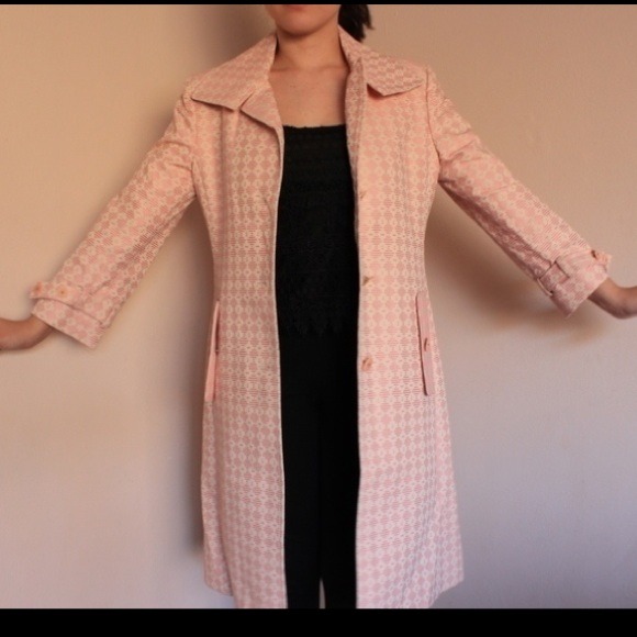 ✨✨🎉2X HP🎉✨✨ Pink and Beige coat from BCBG