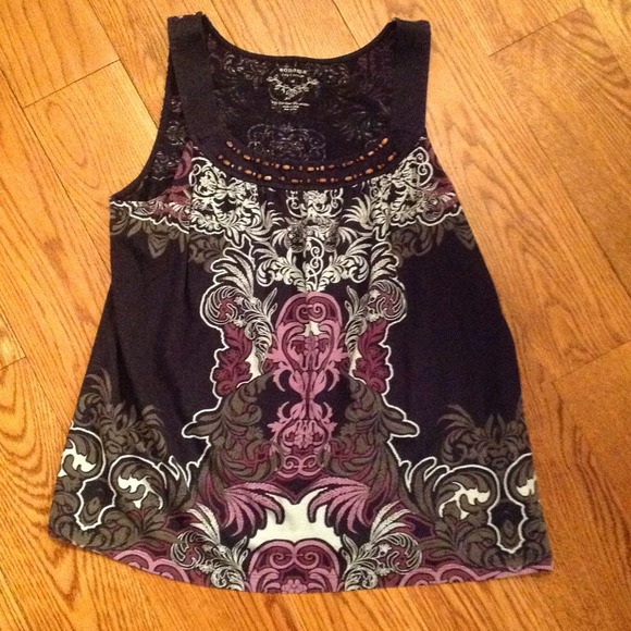 Graphic flowy tank