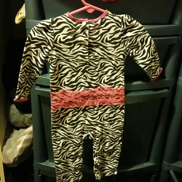 Onsie - Picture 2 of 2