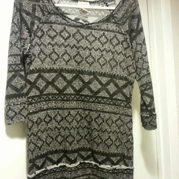 Gray printed top