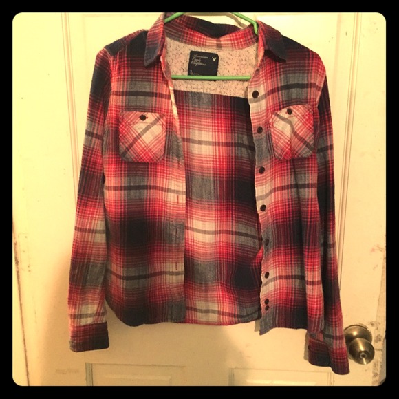 American Eagle plaid button down size 6