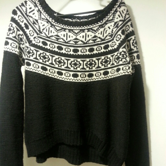 American Eagle sweater
