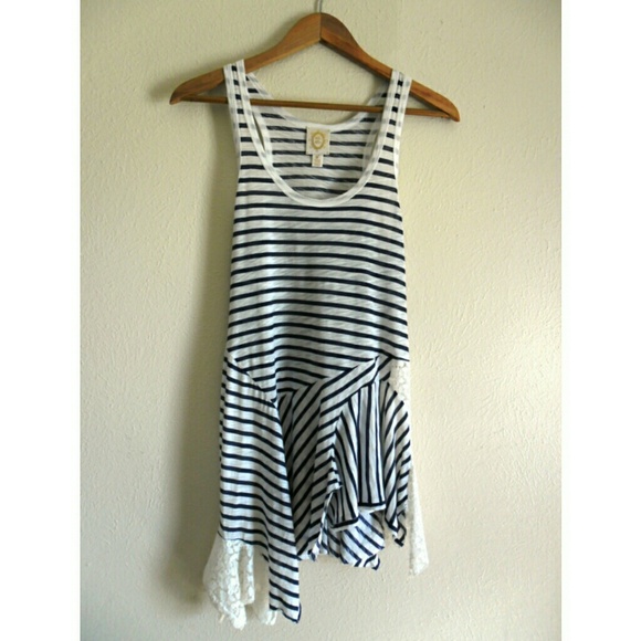 *Sold* Anthropologie RicRac Eliza Racerback