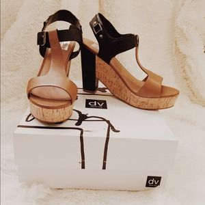 Dolce Vita Jaye Cognac/Black Leather Sandals