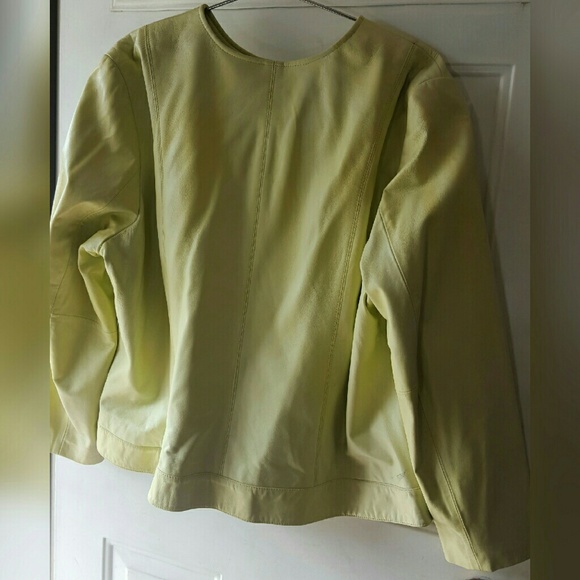 I.E. Light Green Leather Lightweight Womens Jacket PTP 26"  L. 25" Size 2X - Picture 3 of 7