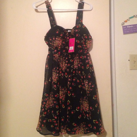 Black floral print dress!