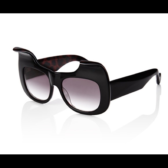 Anna karin karlsson Accessories - ANNA KARIN KARLSSON KITTEN NOIR SUNGLASSES