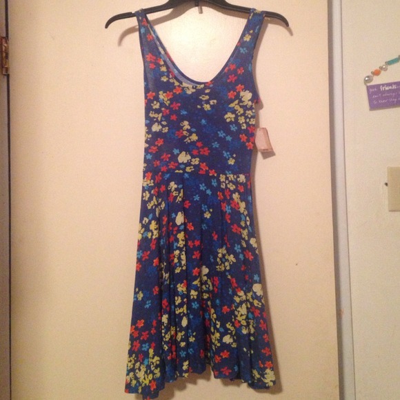 Floral cotton dress!