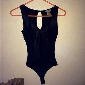 🎉Low cleavage leotard🎉