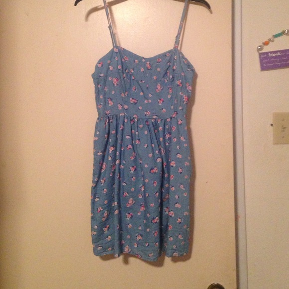 Denim, floral dress!