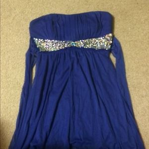A very comfortable dress!  Good for prom!