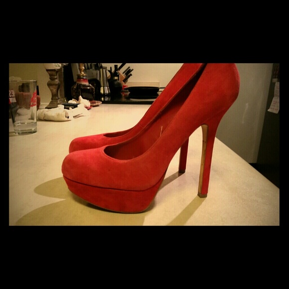 Steve Madden Heals
