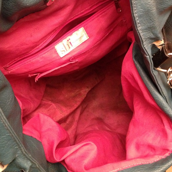 Purse - Picture 2 of 2
