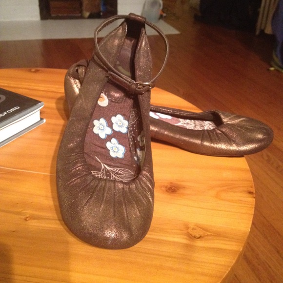 SALE💫Report Camila Bronze Leather Flats - Picture 2 of 4