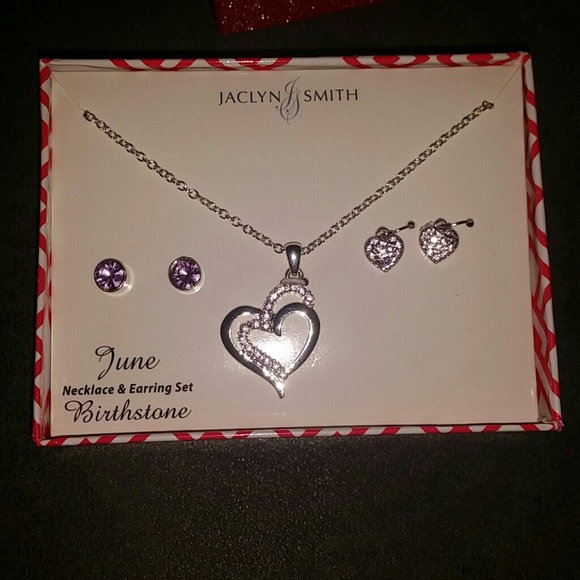 Jaclyn Smith necklace & earing set