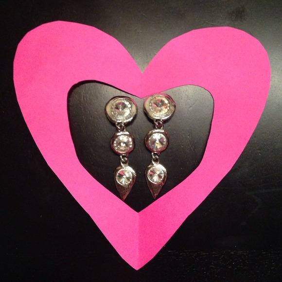 ❤Beautiful Rhinestone Earrings❤️