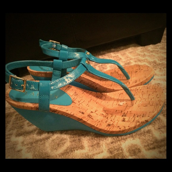 ⬇️Price drop/firm New Ralph Lauren blue wedges