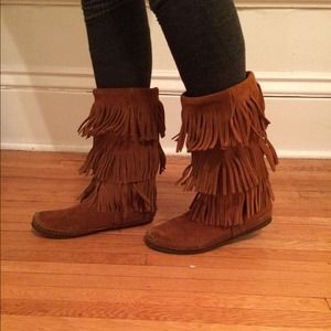 Calf High 3-Layer Fringe Moccasin Boots