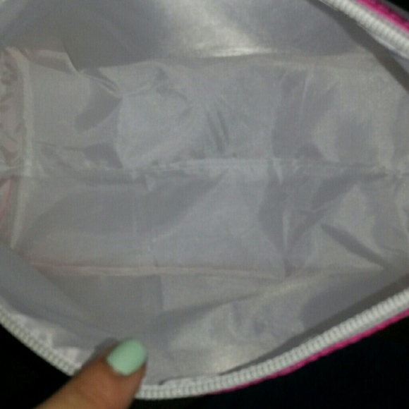 axe bag. - Picture 2 of 3