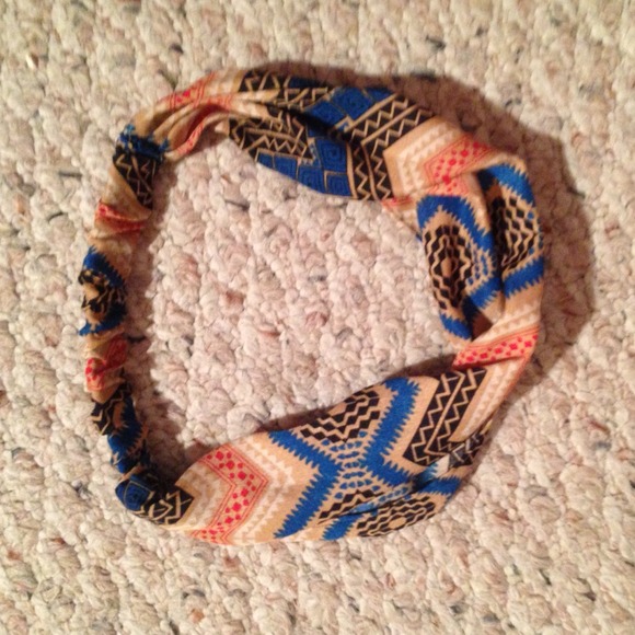 🌸 GIFTED 🌸 TRIBAL HEAD WRAP