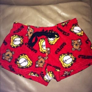 🐱ULTRA COMFY and SOFT Garfield nighty shorts.